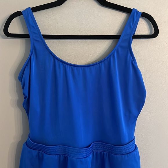 Lands End Women’s size 18 Cobalt Blue one piece shorts bathing suit - Picture 3 of 10